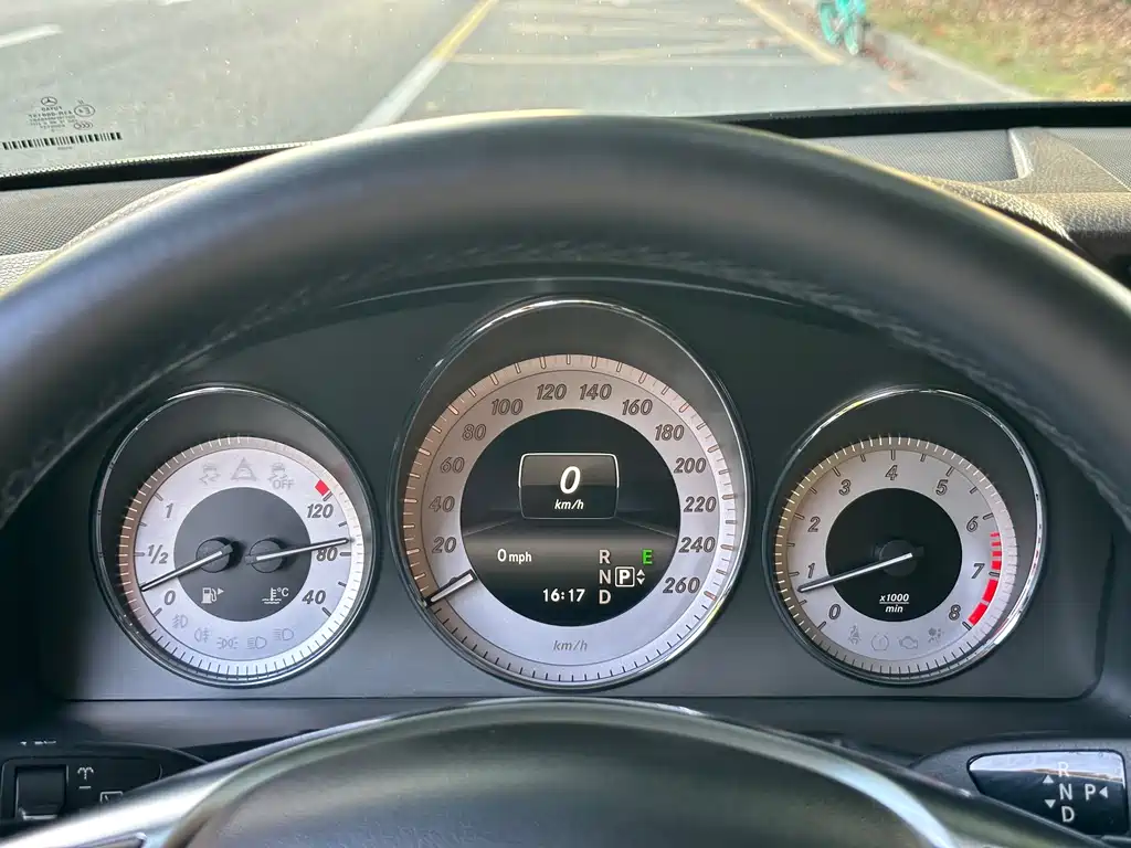 Mercedes-Benz GLK-Class — миниатюра 10