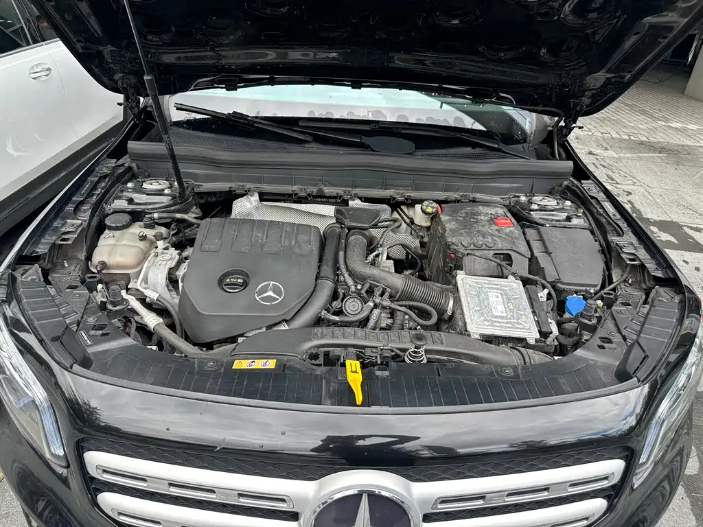 Mercedes-Benz GLB — миниатюра 9