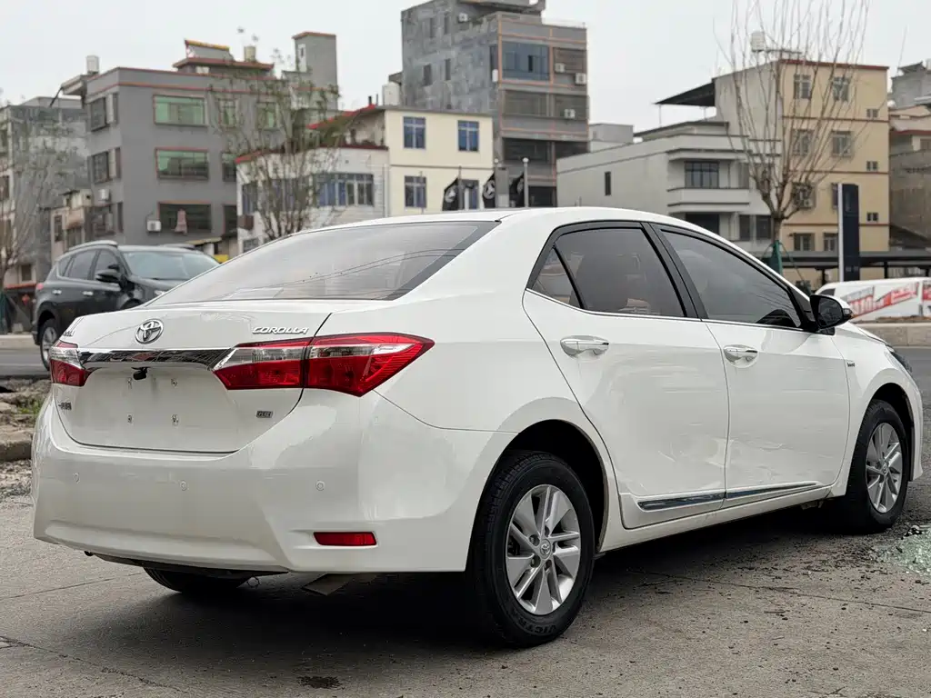 Toyota Corolla — миниатюра 2