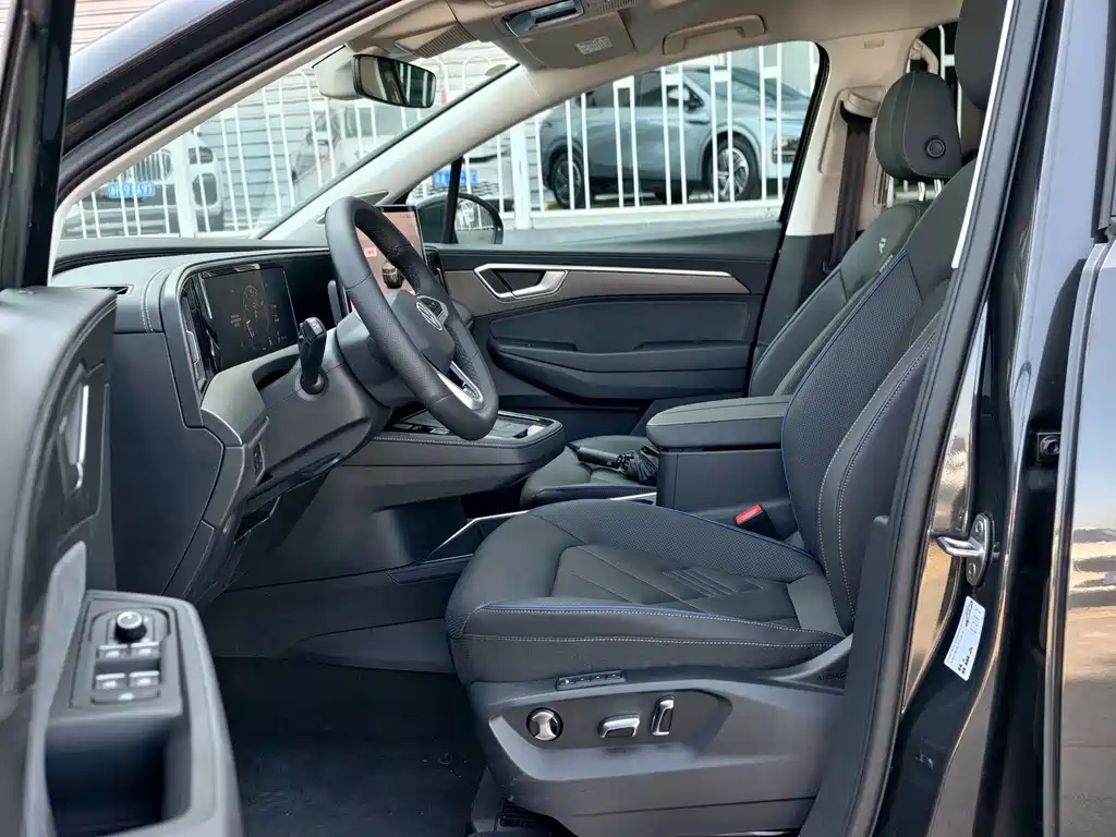 Volkswagen Talagon — миниатюра 10