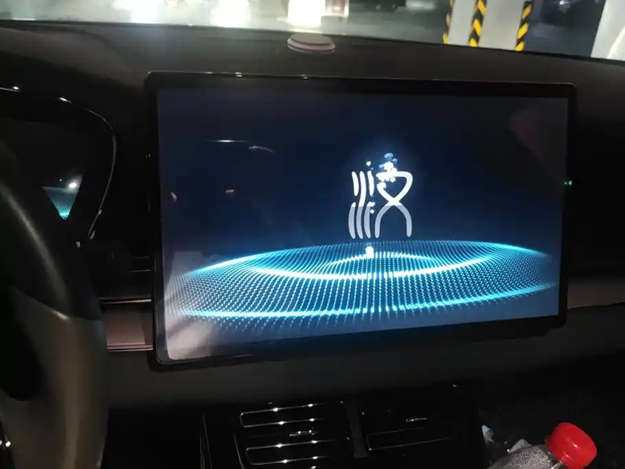 BYD Han — миниатюра 13