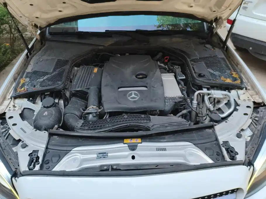 Mercedes-Benz C-Class — миниатюра 10