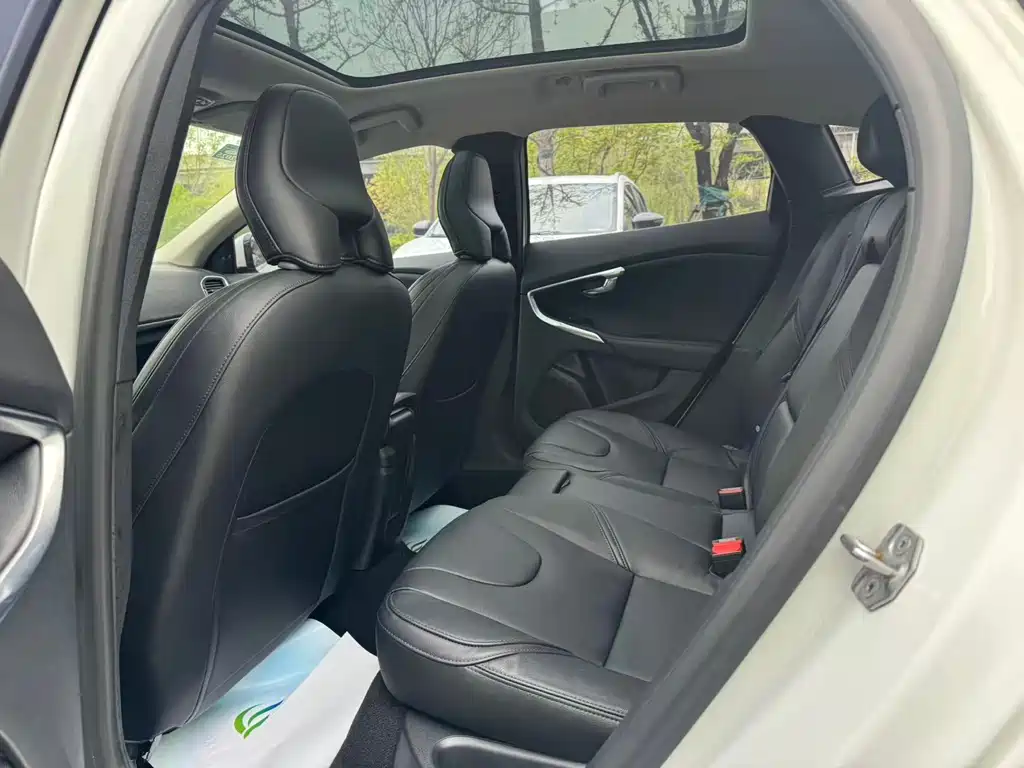 Volvo V40 2015 1.6T