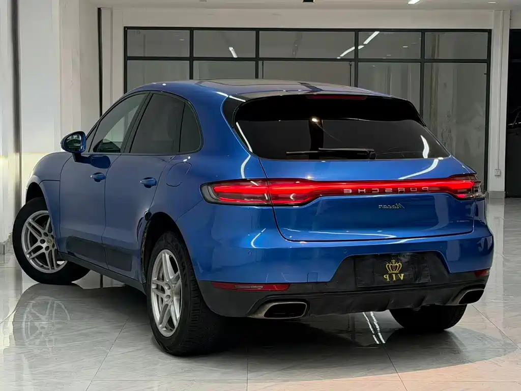 Porsche Macan — миниатюра 7