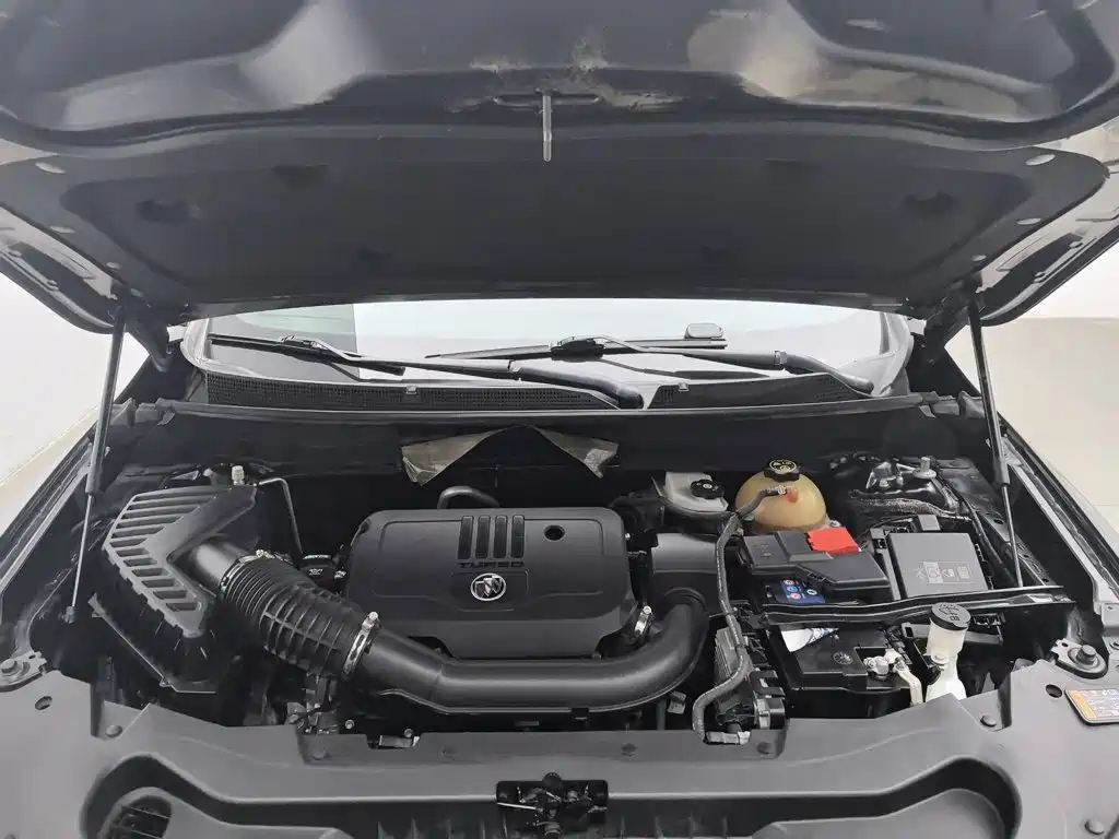 Buick Enclave — миниатюра 6