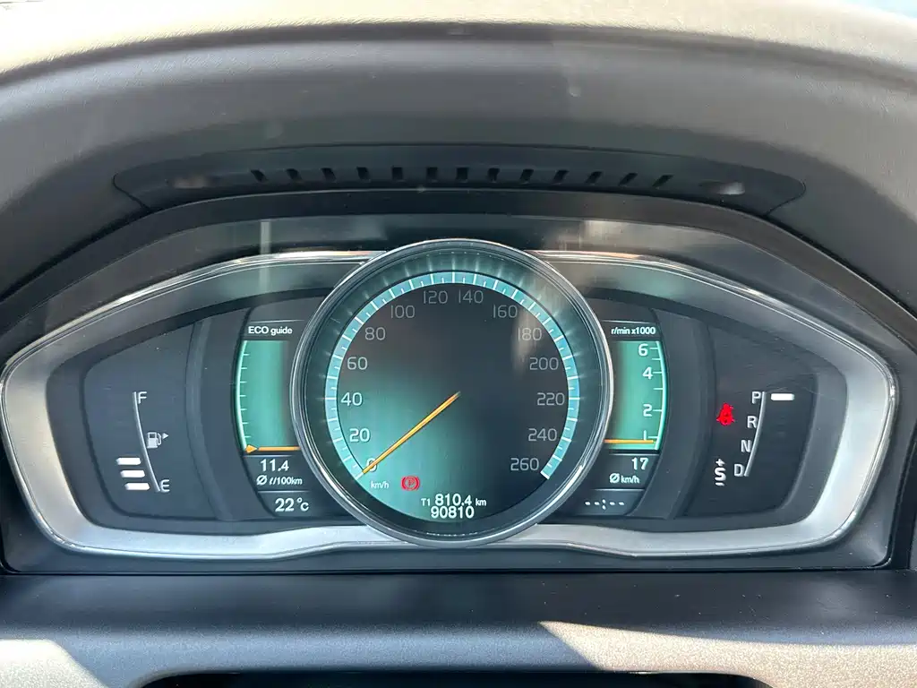 Volvo XC60 (Import) — миниатюра 5
