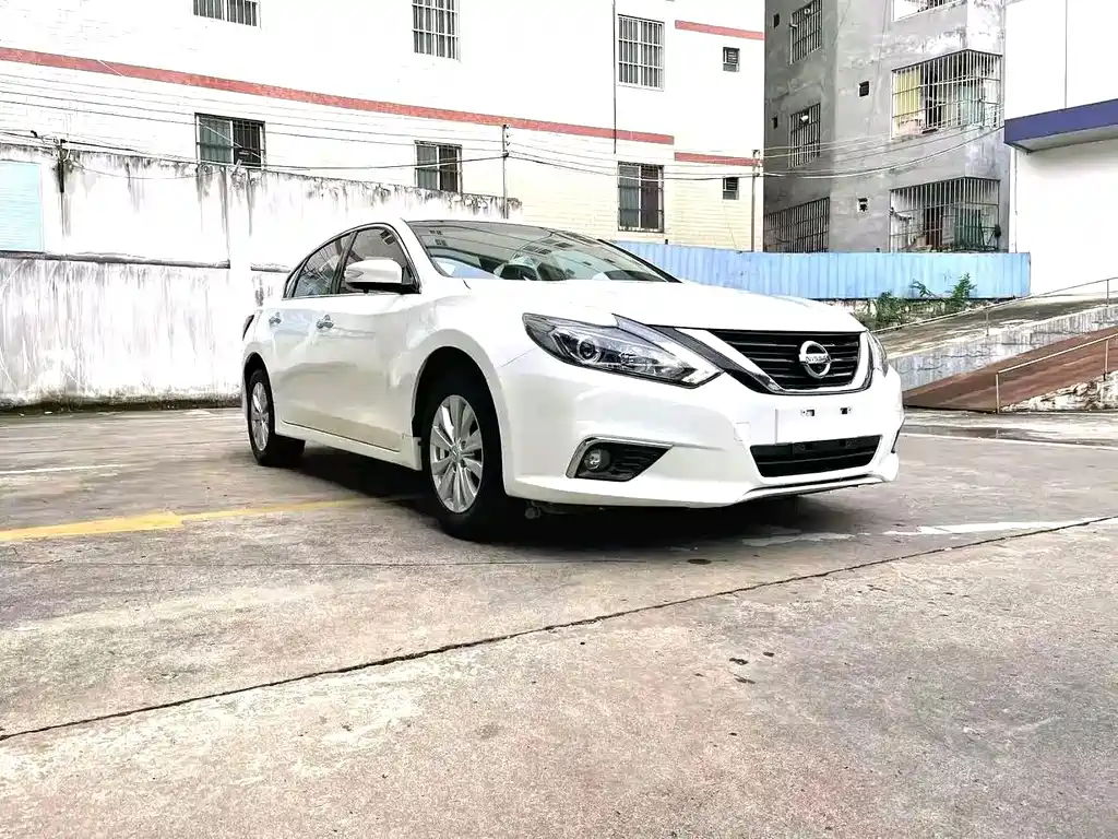 Nissan Teana — миниатюра 2