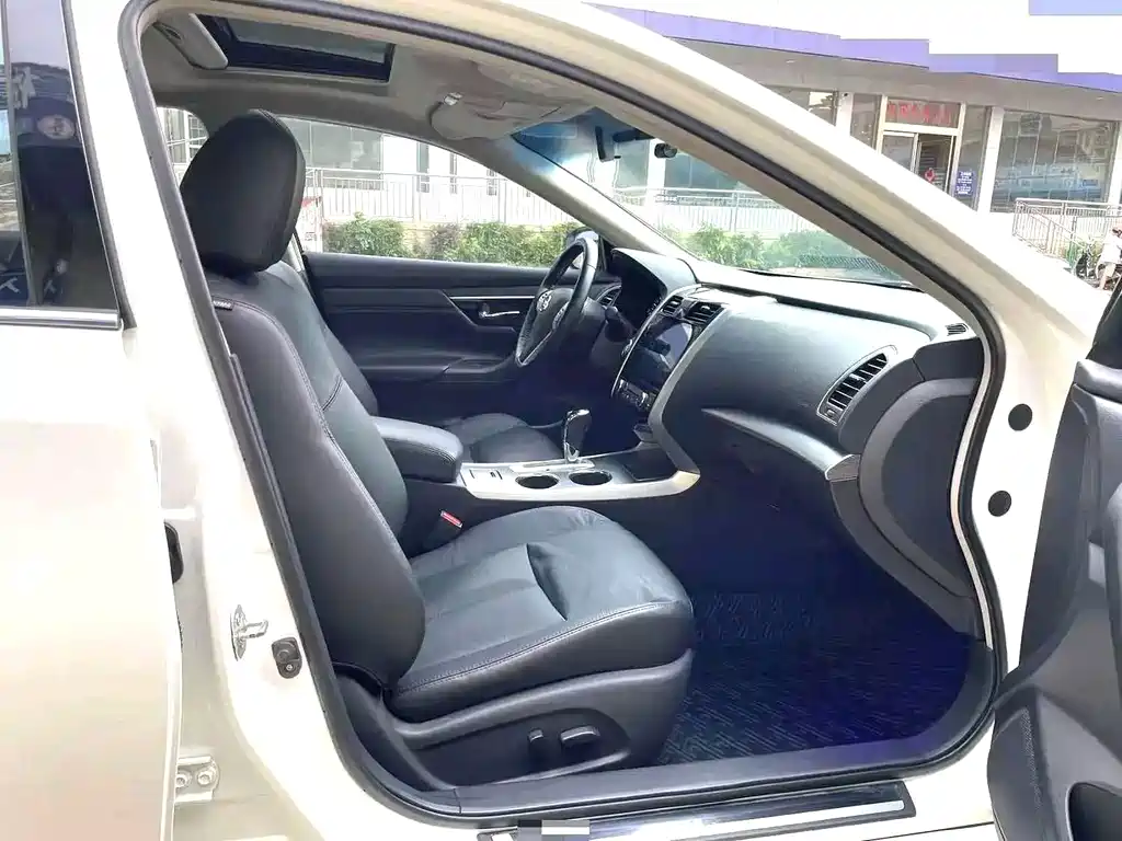 Nissan Teana — миниатюра 9