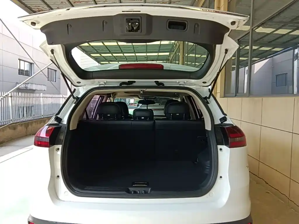 Geely Boyue — миниатюра 19
