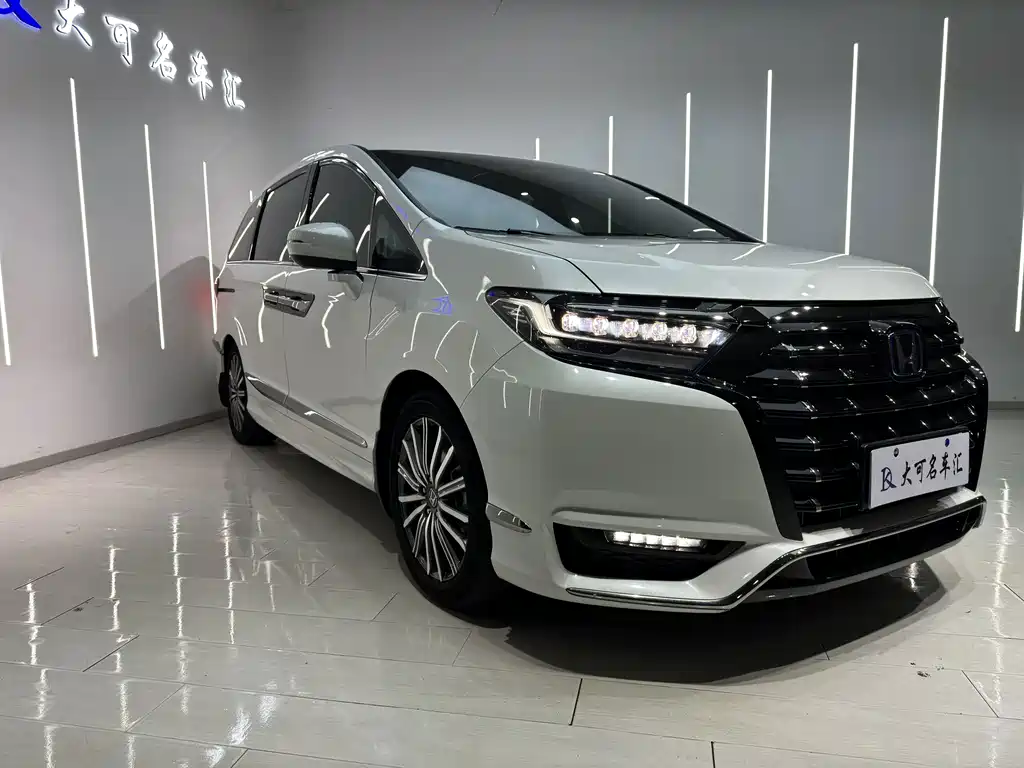 Honda Elysion — миниатюра 3