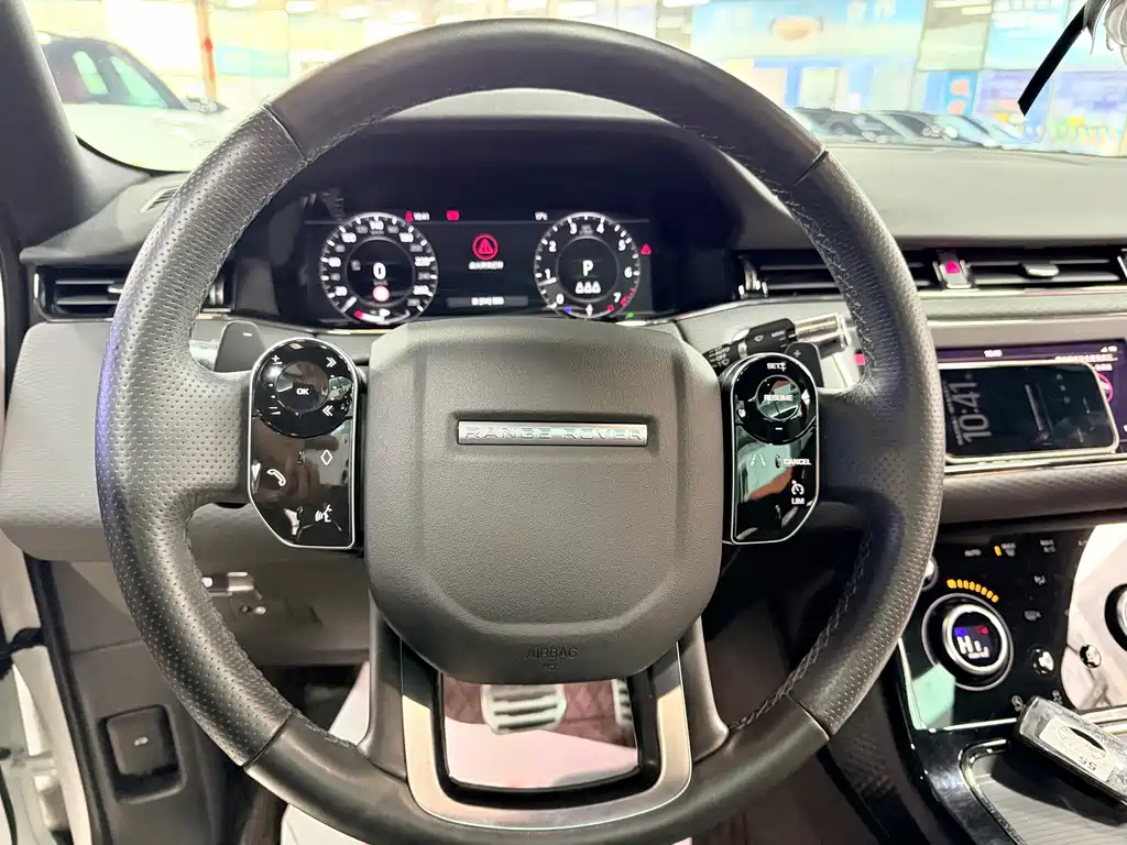 Land Rover Evoque — миниатюра 8