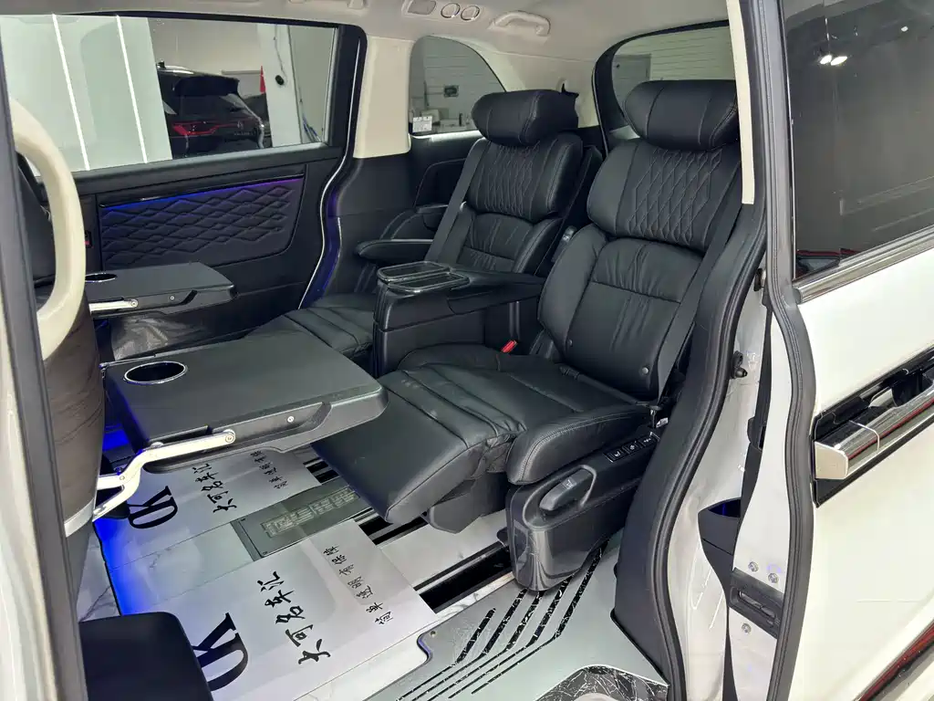 Honda Elysion — миниатюра 6