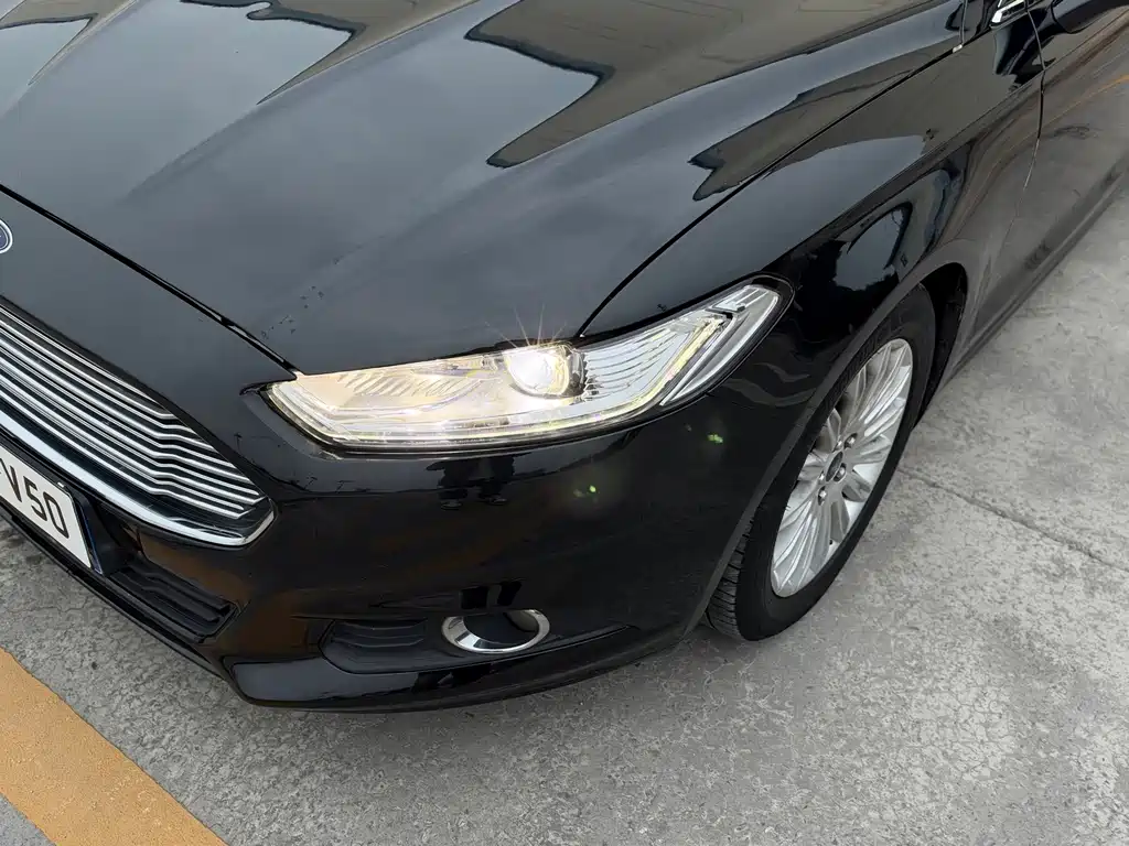 Ford Mondeo — миниатюра 4