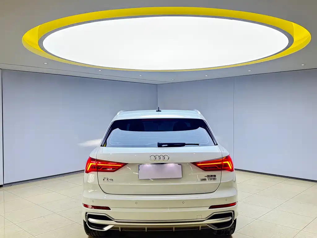 Audi Q3 2022 35 TFSI Fashion