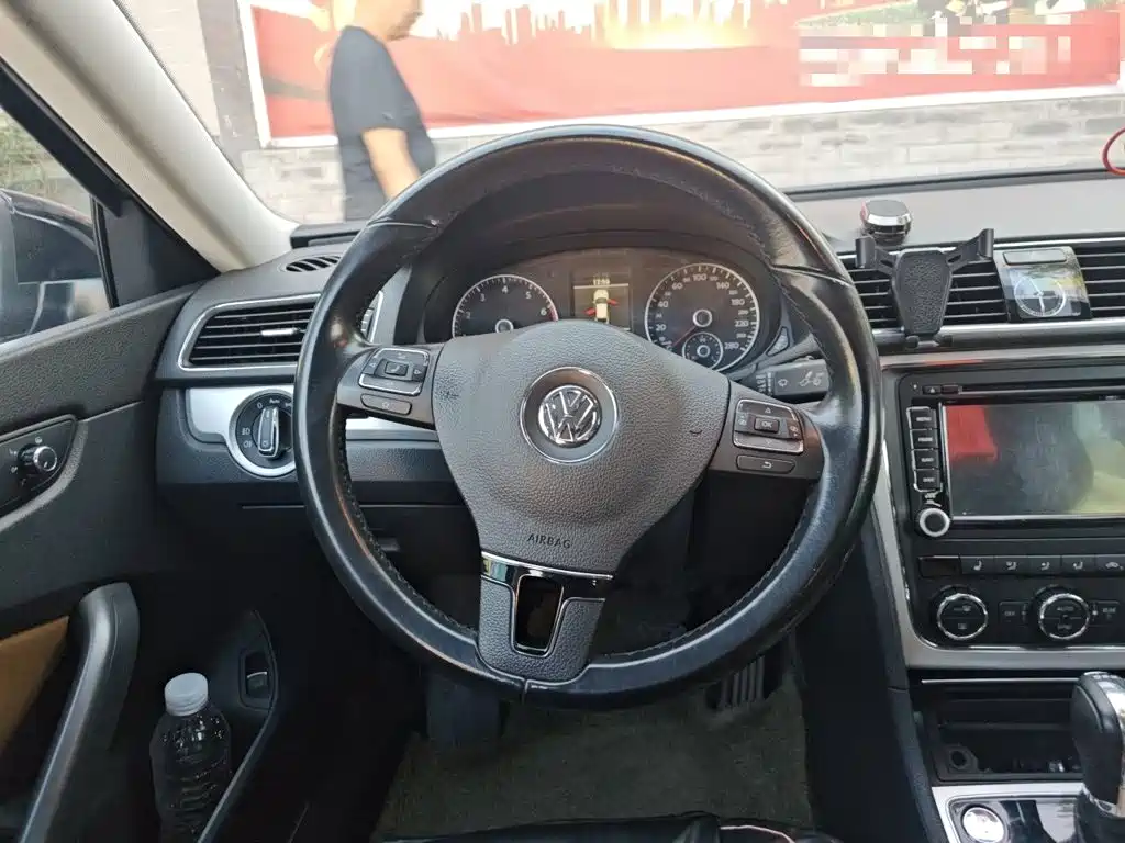 Volkswagen Passat — миниатюра 3