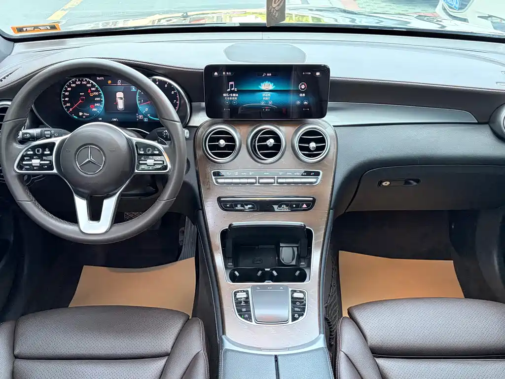 Mercedes-Benz GLC — миниатюра 9