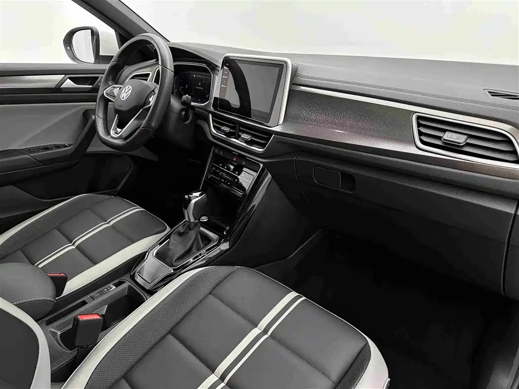 Volkswagen T-Roc — миниатюра 17