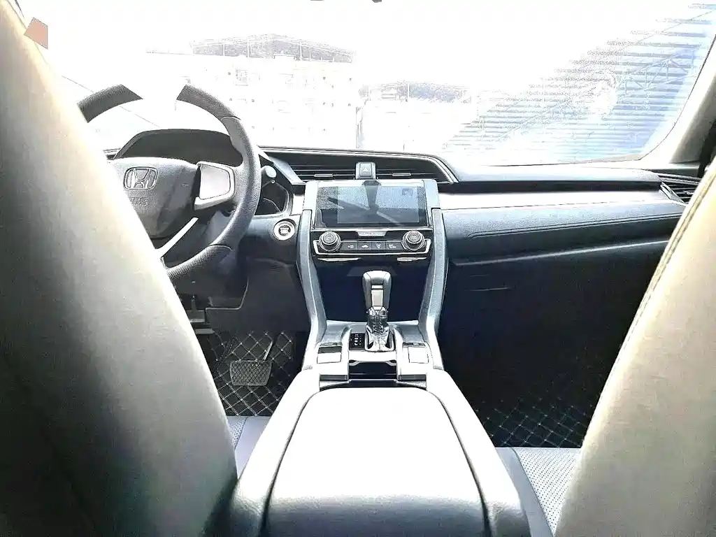 Honda Civic — миниатюра 14