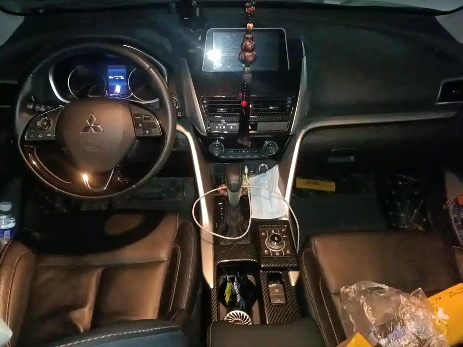Mitsubishi Eclipse Cross — миниатюра 12