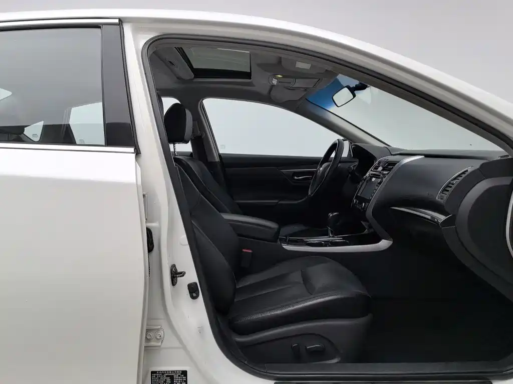 Nissan Teana — миниатюра 23