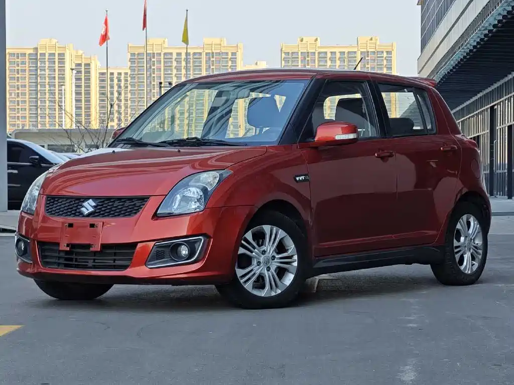 SUZUKI SWIFT