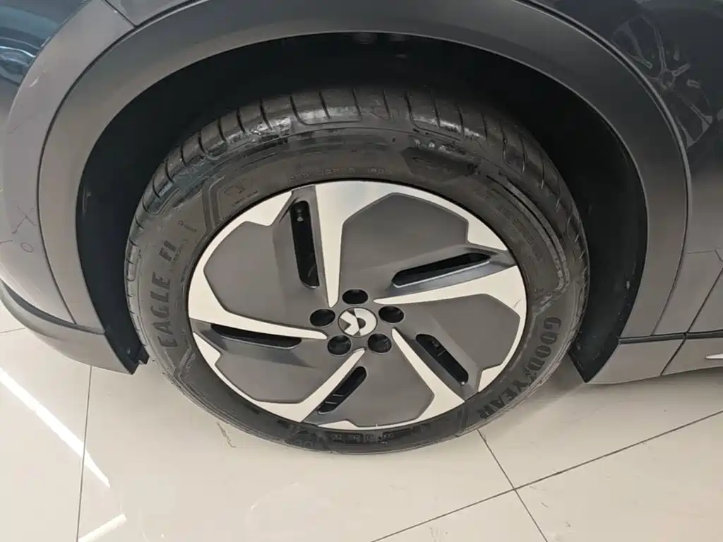 NIO ES6 — миниатюра 23