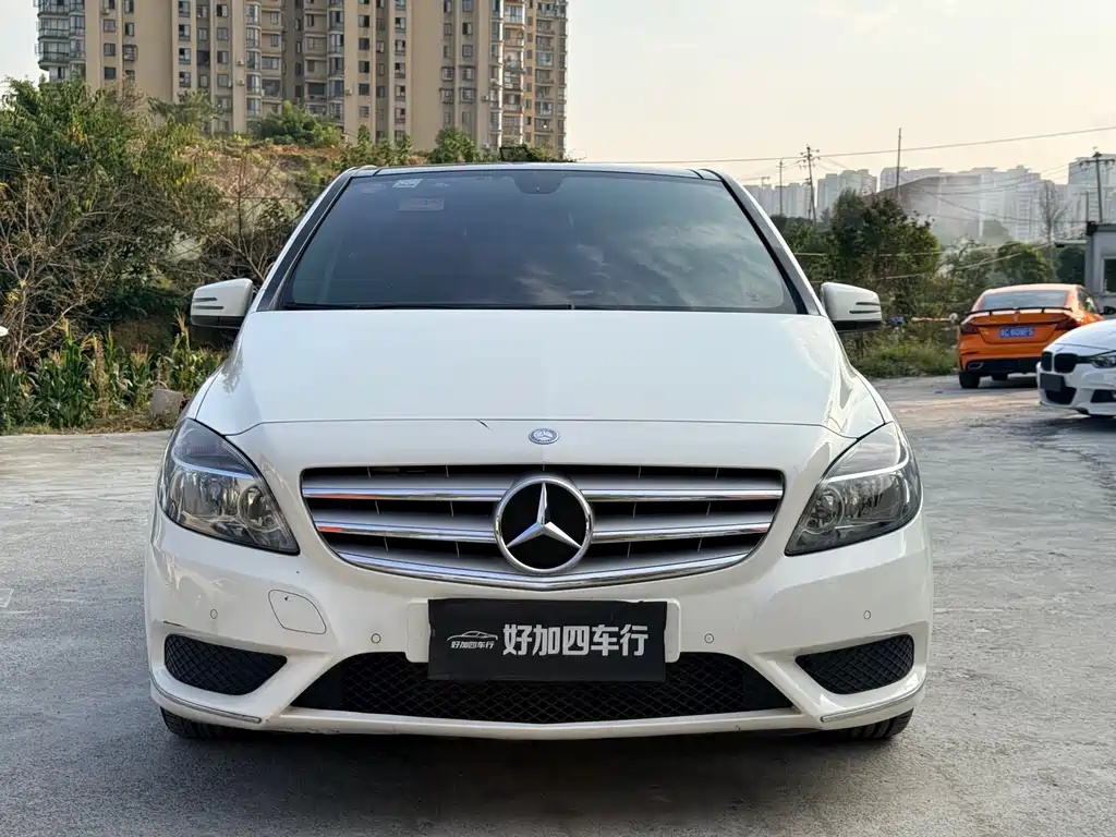 Mercedes-Benz B-Class — миниатюра 2