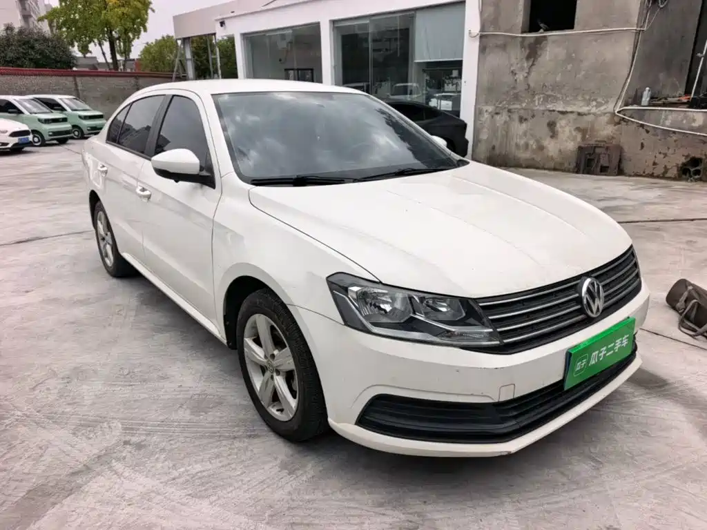 Volkswagen Lavida — миниатюра 4