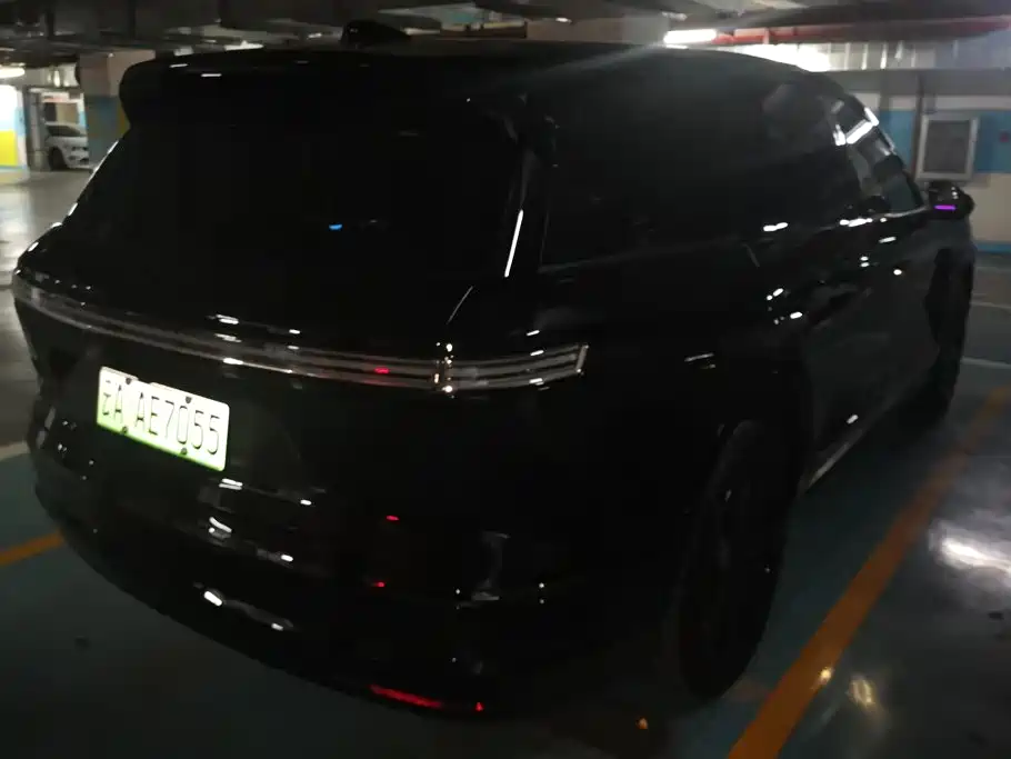 NIO ES8 — миниатюра 3
