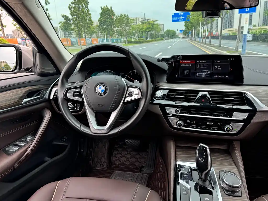 BMW 5 Series 5 2019 530Li Lead Luxury