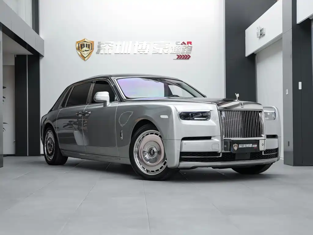 Rolls-Royce Phantom — миниатюра 3