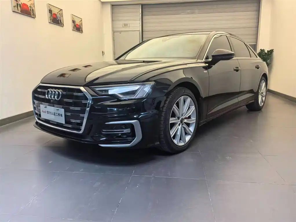 奥迪A6L 2024款 45 TFSI 臻选动感型 2024