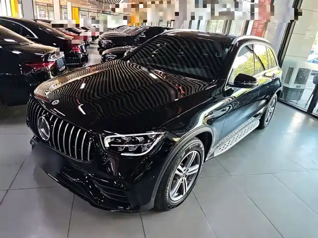 MERCEDES BENZ GLC