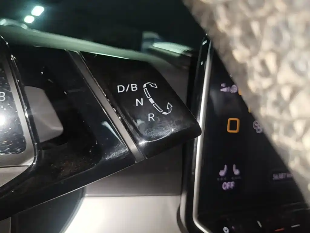 Volkswagen ID.6 Crozz — миниатюра 14