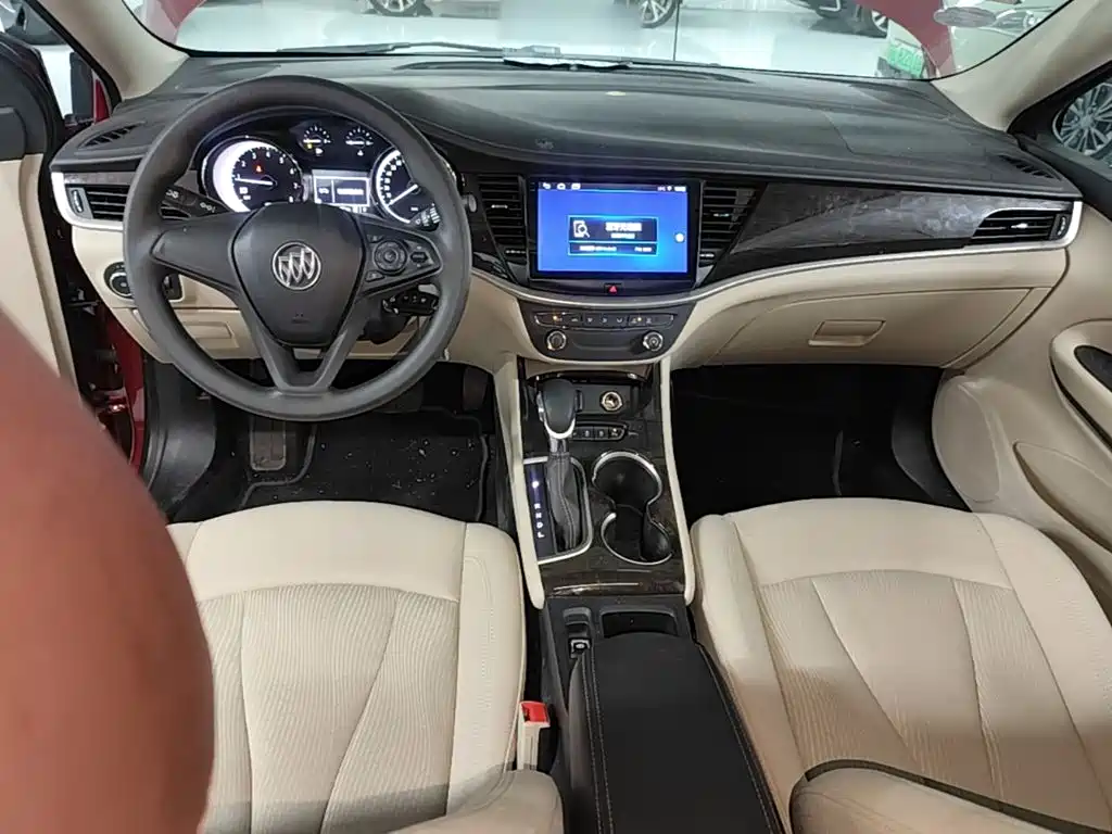 Buick Verano — миниатюра 10