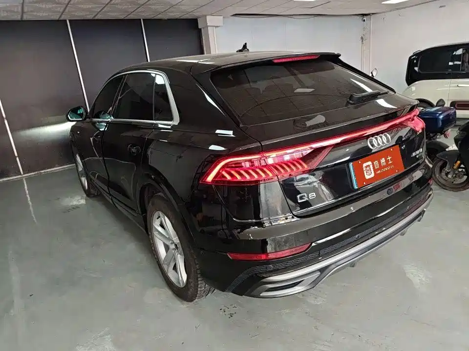 Audi Q8 — миниатюра 4