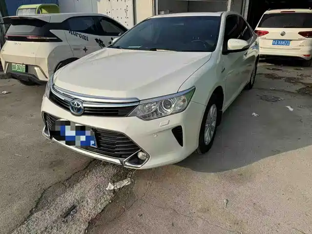 TOYOTA CAMRY 2017