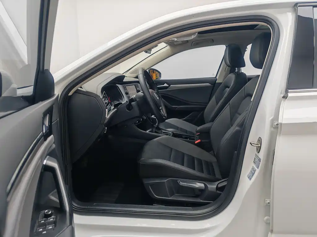 Volkswagen Sagitar — миниатюра 14