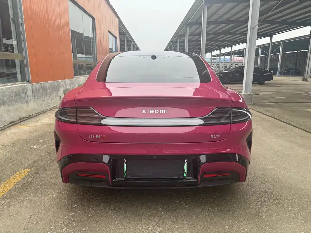 XIAOMI CAR XIAOMI SU7