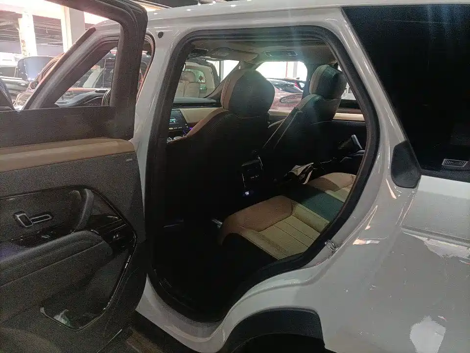 Land Rover Sport — миниатюра 8