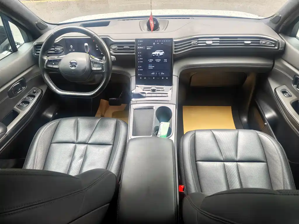 NIO ES8 — миниатюра 6