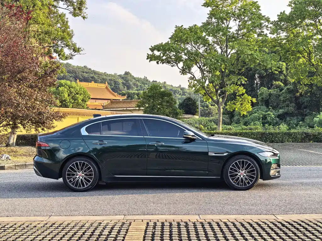 Jaguar XEL — миниатюра 5