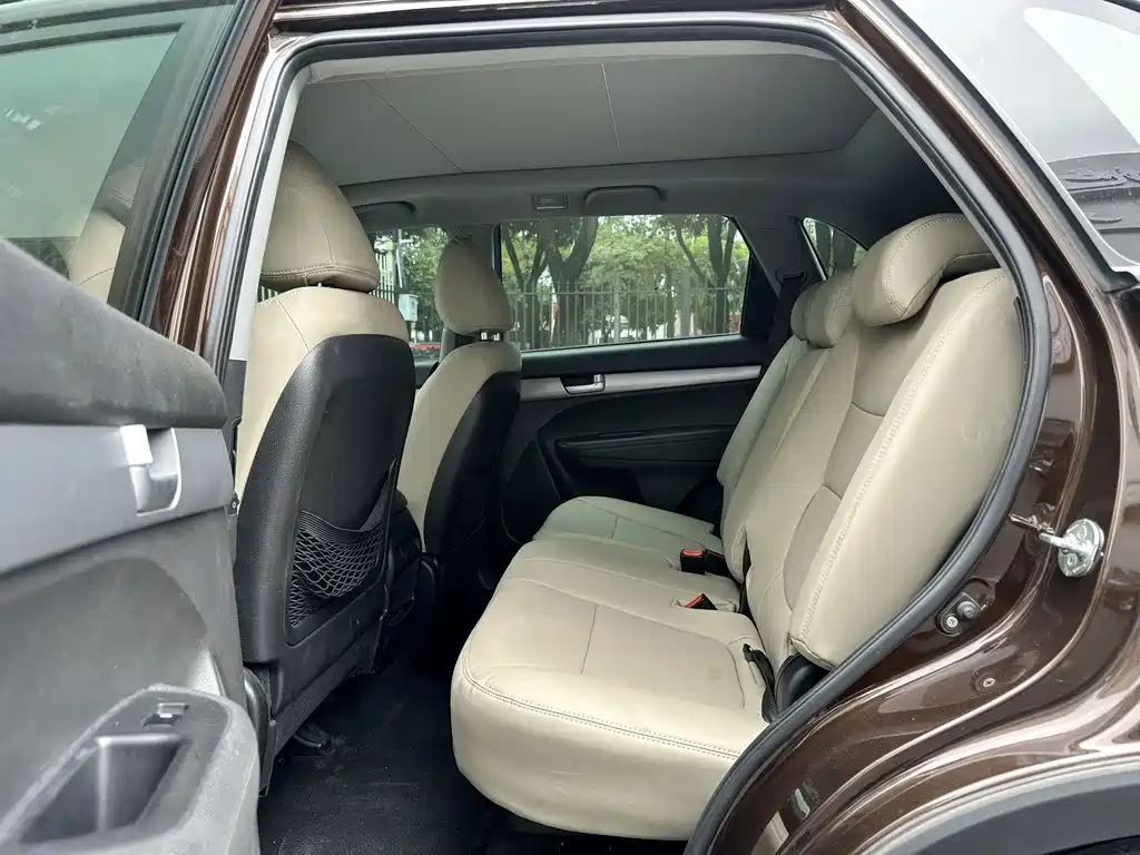 Kia Sorento — миниатюра 14