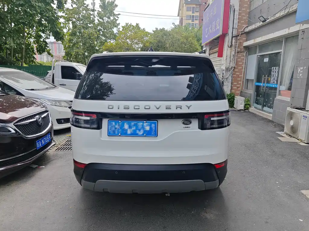 Land Rover Discovery — миниатюра 5