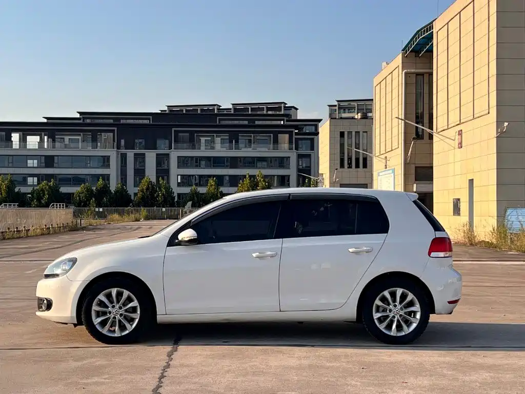 Volkswagen Golf — миниатюра 4