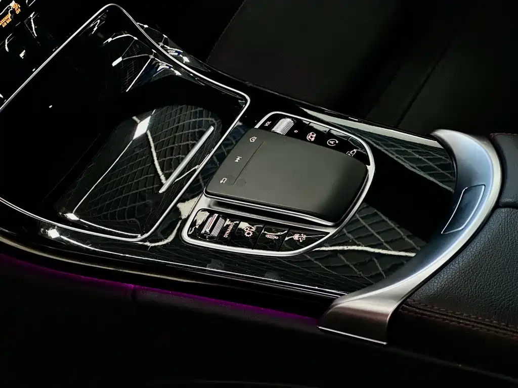 Mercedes-Benz C-Class AMG — миниатюра 9