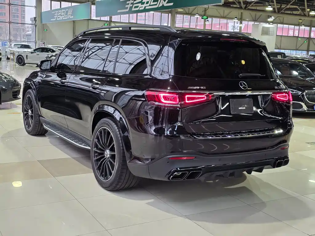 MERCEDES-BENZ GLS AMG