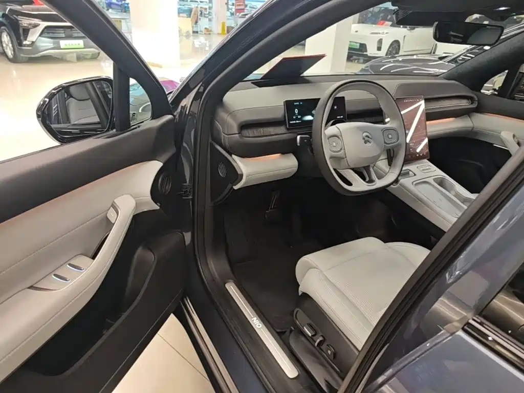 NIO ES6 — миниатюра 16