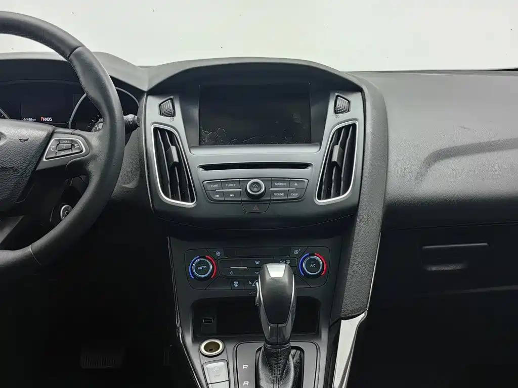 Ford Focus — миниатюра 12