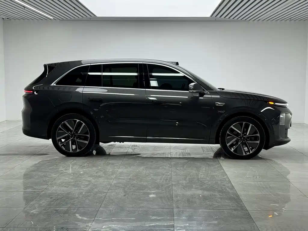Li Auto IDEAL L6